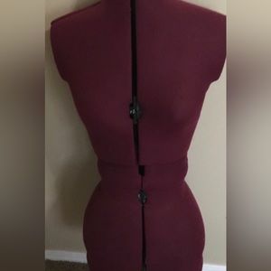 Sewing Mannequin small burgundy✂️